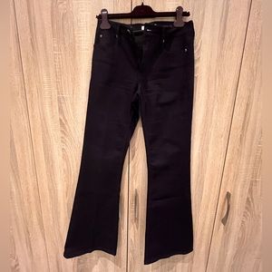 2pairs of Burberry London flared jeans Black and Blue